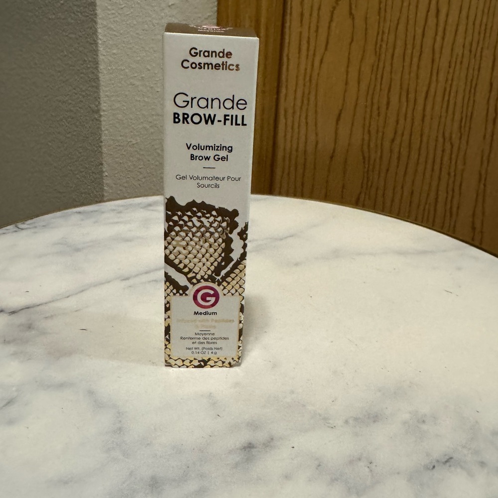 Build Your Brows with Conditioning Peptides - Picture 4 of 4